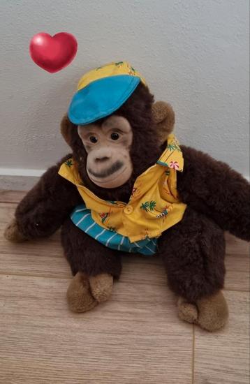 Prachtige knuffelaap  beschikbaar voor biedingen