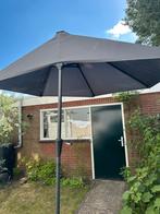 Halfronde parasol (excl voet), Tuin en Terras, Parasols, Ophalen, Zo goed als nieuw
