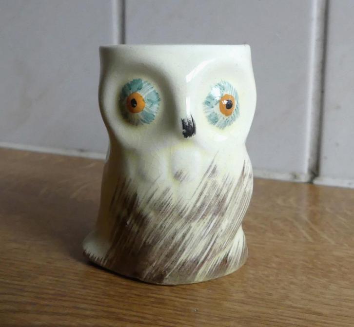 Keele Street pottery eierdop uil figuur eierdopje England, Verzamelen, Beelden en Beeldjes, Gebruikt, Dier, Ophalen of Verzenden
