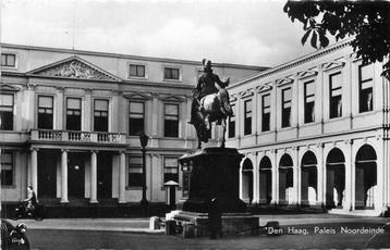 (380-071-015) Den Haag  Paleis Noordeinde beschikbaar voor biedingen