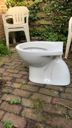 Nieuw ongebruikte toiletpot, Diepspoel ao uitlaat, Doe-het-zelf en Verbouw, Sanitair, Nieuw, Ophalen of Verzenden