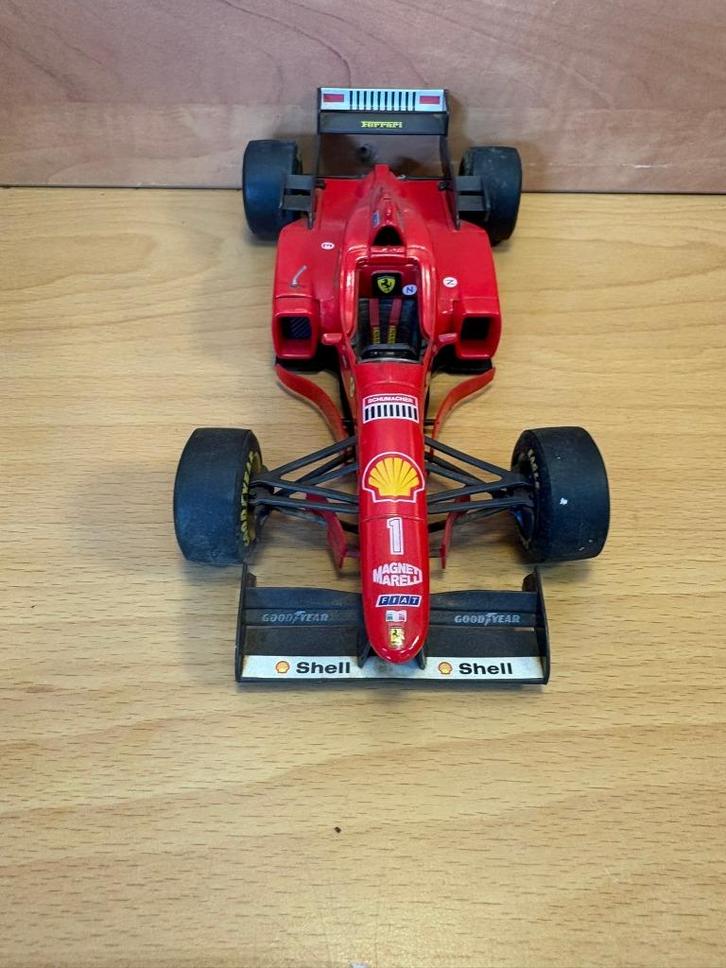 Maisto ferrari F310 1996 #30395, Hobby en Vrije tijd, Modelauto's | 1:24, Gebruikt, Auto, Maisto, Ophalen of Verzenden