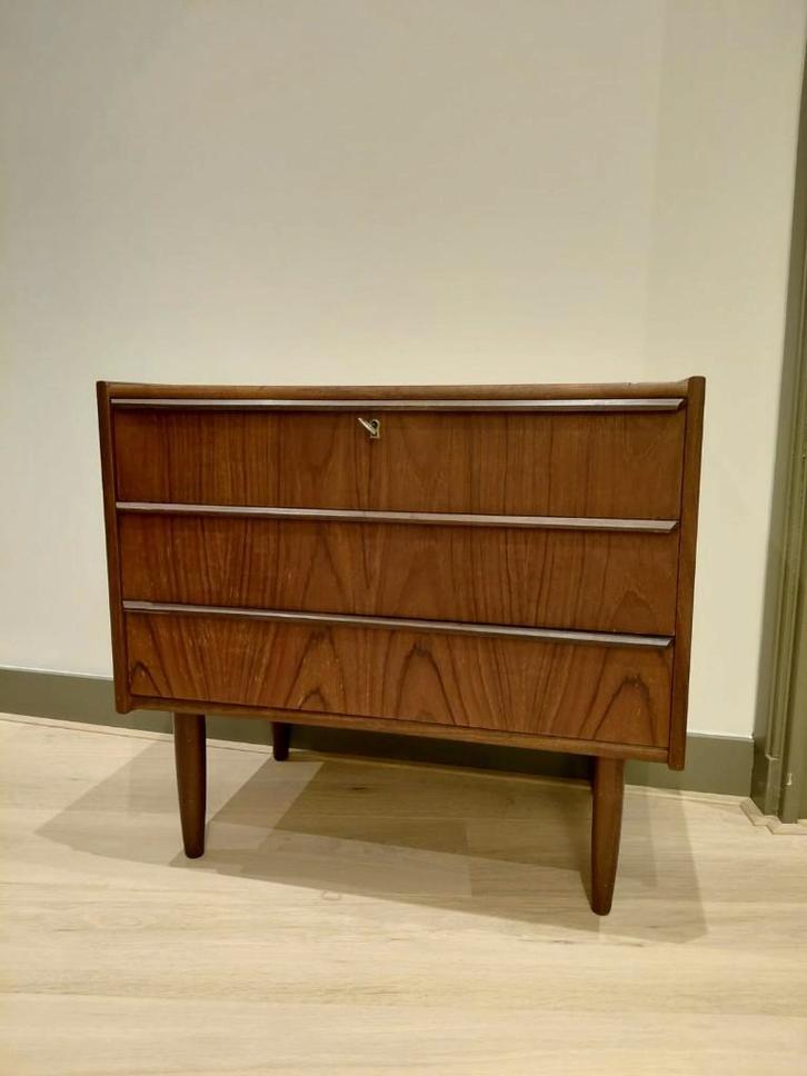 Deense ladekast vintage teak, Huis en Inrichting, Kasten | Ladekasten, Minder dan 100 cm, 50 tot 100 cm, 25 tot 50 cm, 3 of 4 laden