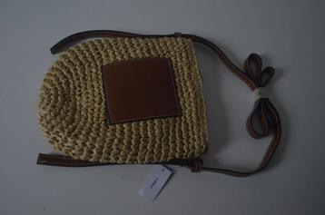 Super leuk schoudertasje met leren stukken beschikbaar voor biedingen