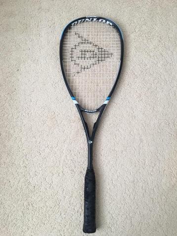 Squash racket van het merk Dunlop beschikbaar voor biedingen