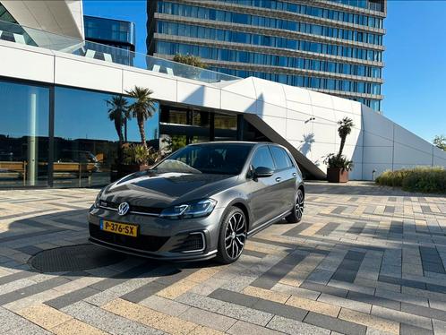 Volkswagen Golf GTE 7.5 facelift | Camera | virtual cockpit, Auto's, Volkswagen, Particulier, Golf, ABS, Achteruitrijcamera, Adaptieve lichten