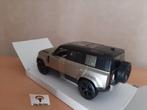 Land Rover Defender 110 4-Door Groen Metallic Bburago 1:24, Auto, Nieuw, Ophalen of Verzenden, Bburago