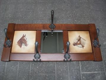 Paarden Kapstok misschien ander kleurtje geven leuk als kado beschikbaar voor biedingen