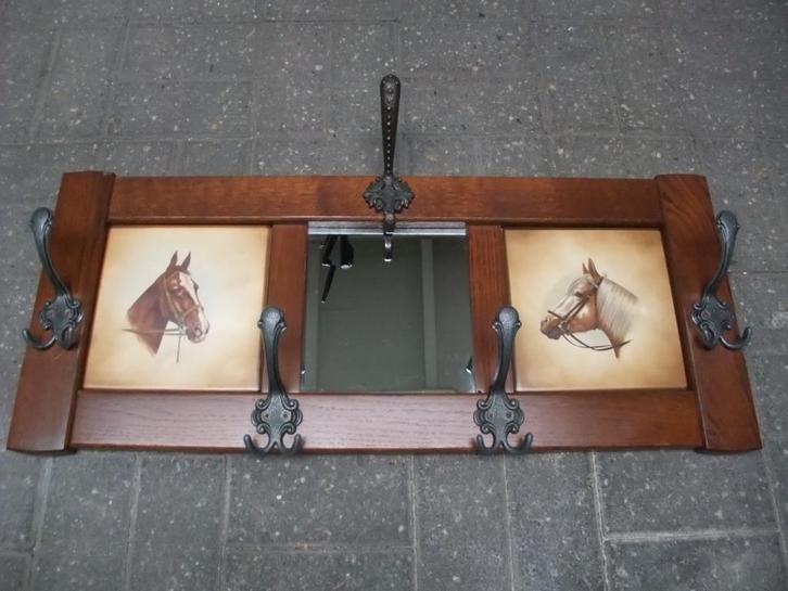 Paarden Kapstok misschien ander kleurtje geven leuk als kado, Huis en Inrichting, Woonaccessoires | Kapstokken, Gebruikt, Wandkapstok