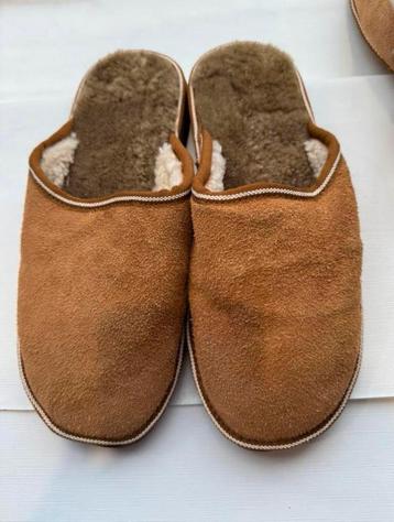 Schapenvacht pantoffels Lamsvacht sloffen unisex  beschikbaar voor biedingen