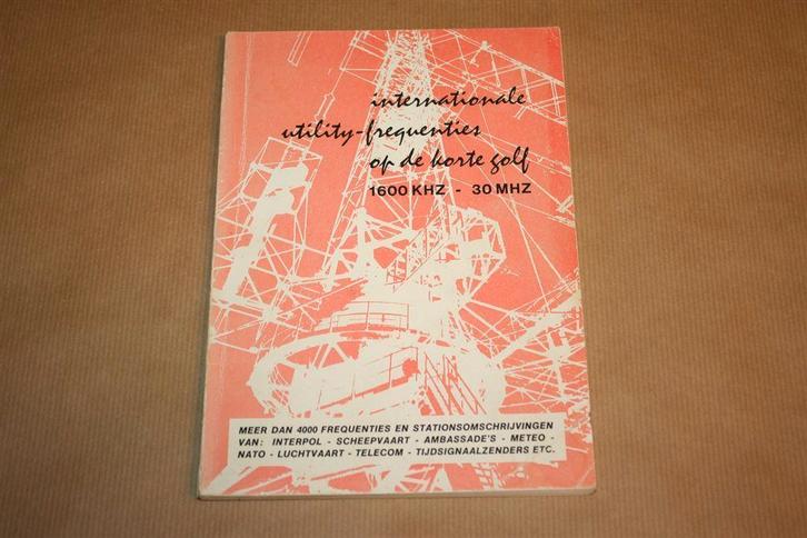 Internationale utility-frequenties op de korte golf, Boeken, Techniek, Zo goed als nieuw, Bouwkunde, Ophalen of Verzenden