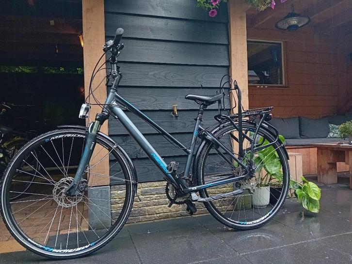 Stoere dames fiets, Fietsen en Brommers, Fietsen | Dames | Sportfietsen en Toerfietsen, Gebruikt, Overige merken, Meer dan 20 versnellingen