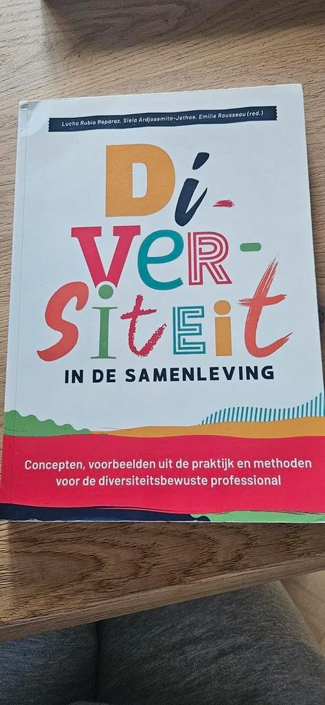Diversiteit in de samenleving, Boeken, Wetenschap, Zo goed als nieuw, Sociale wetenschap, Ophalen of Verzenden