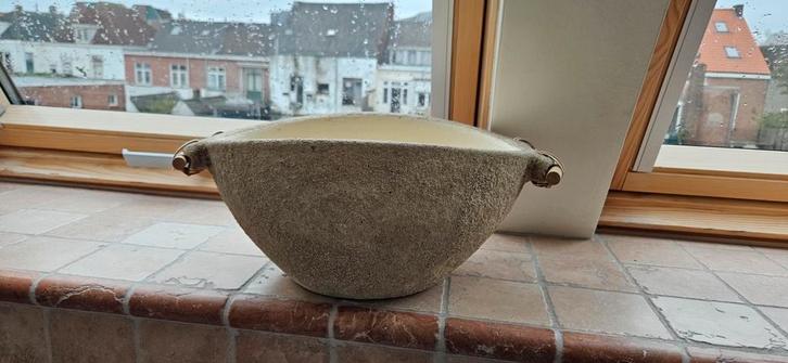 Decoratieve schaal voor binnen of buiten, Tuin en Terras, Bloempotten, Zo goed als nieuw, Beton, Binnen, Balkon, Tuin, Minder dan 40 cm