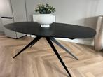 Nieuwstaat Goossens eettafel deens ovaal japandi zwart 180cm, Huis en Inrichting, Tafels | Eettafels, Ophalen, 100 tot 150 cm