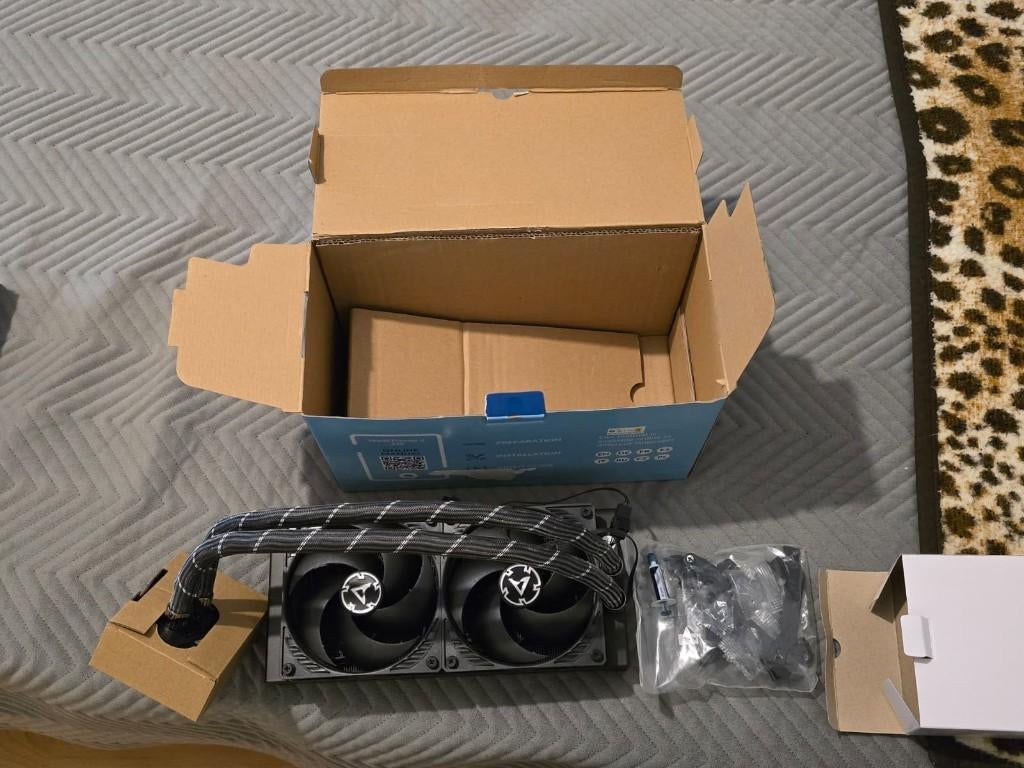 Arctic Liquid Freezer II 240, Ophalen of Verzenden, Gebruikt, Waterkoeling