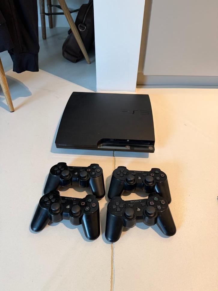 PlayStation 3 Slim (250 GB) + 4 controllers – Retro Bundle, Spelcomputers en Games, Spelcomputers | Sony PlayStation 3, Gebruikt
