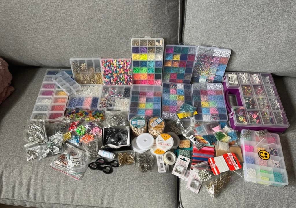 Set met kralen en inpakspullen, Ophalen, Nieuw, Kraal