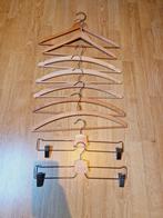 9 vintage houten kledinghangers, Ophalen of Verzenden, Hout, Volwassenen