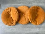 3 stuks oranje kussens, Ophalen of Verzenden, Zo goed als nieuw