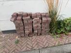 Gratis straatstenen, Tuin en Terras, Tegels en Klinkers, Ophalen, Gebruikt, Beton, Klinkers