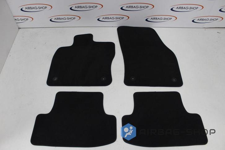 Audi Q2 MAttenset Automatten Orgineel 81B864435, Auto-onderdelen, Interieur en Bekleding, Audi, Gebruikt, Ophalen of Verzenden