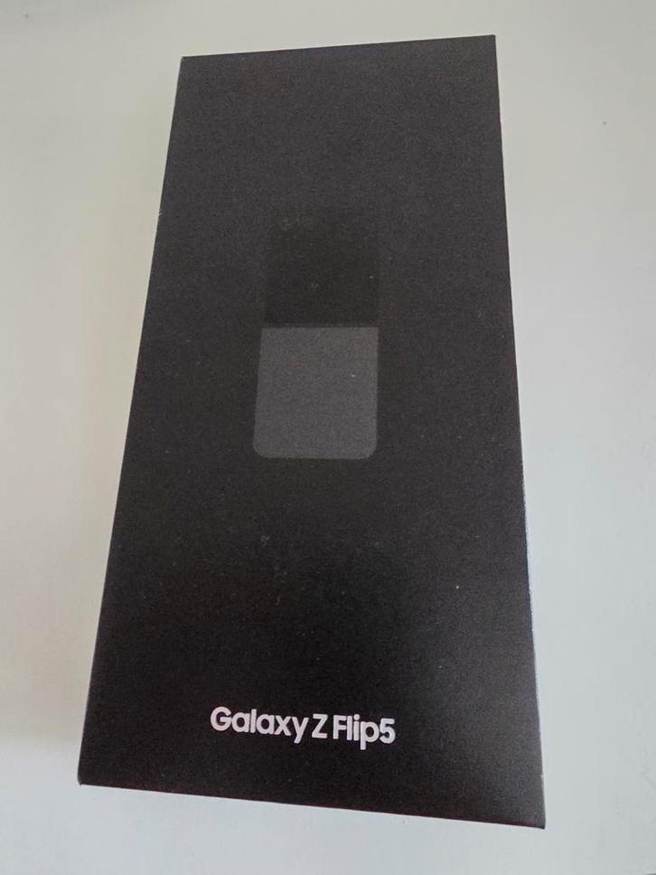 Samsung Galaxy Z Flip 5 - 256GB - ZGAN!, Telecommunicatie, Mobiele telefoons | Samsung, Zo goed als nieuw, Zonder abonnement, Zonder simlock