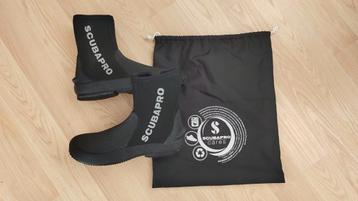 Scubapro schoenen Delta 6.5mm 45 beschikbaar voor biedingen