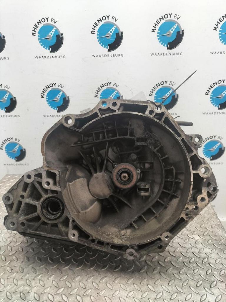 OPEL CORSA TRANSMISSIE / VERSNELLINGSBAK 2005, Ophalen of Verzenden, Gebruikt, Stiba lid