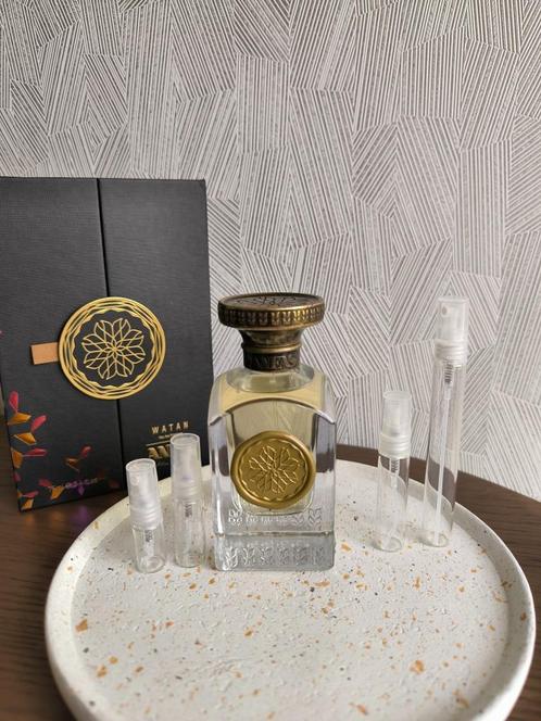 Anfas - Watan - (5ml) Sample/Decant, Sieraden, Tassen en Uiterlijk, Uiterlijk | Parfum, Zo goed als nieuw, Verzenden