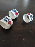 Vintage Servetringen van boerenbont, Ophalen of Verzenden, Gebruikt, Kunststof, Los bestek