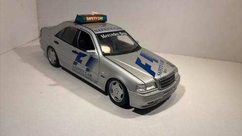 Mercedes benz safety car F1 c-class ut models 1.18, Hobby en Vrije tijd, Modelauto's | 1:18, Zo goed als nieuw, UT Models, Ophalen of Verzenden