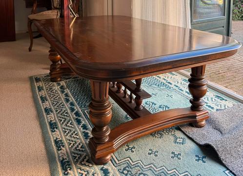 Massieve eiken salontafel met balusterpoten, Antiek en Kunst, Antiek | Meubels | Tafels, Ophalen