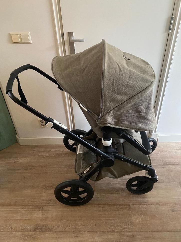 Bugaboo Fox Taupe met veel accessoires, Kinderen en Baby's, Kinderwagens en Combinaties, Gebruikt, Combiwagen, Bugaboo, Met reiswieg
