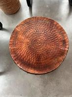 Ronde metalen salontafel met opbergruimte, Huis en Inrichting, Tafels | Salontafels, Gebruikt, Rond, Metaal, Minder dan 50 cm