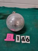 kerstbal groot zilver gelijnd [b146], Ophalen of Verzenden