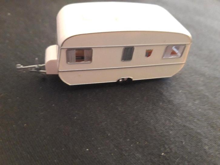 jaren 60 caravan Tabbert  , H0 Busch 1:87, Hobby en Vrije tijd, Modelauto's | 1:87, Zo goed als nieuw, Overige typen, Overige merken
