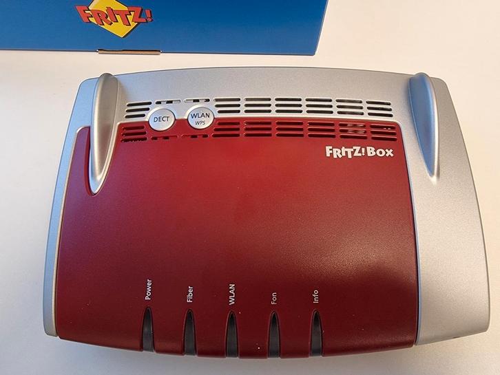 FRITZ!Box 5490 modem, Computers en Software, Routers en Modems, Nieuw, Router met modem, Ophalen