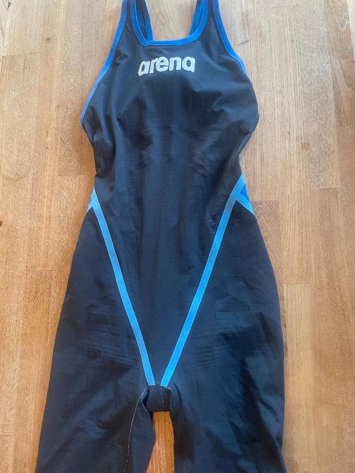arena carbon Core FX D30, Kleding | Dames, Badmode en Zwemkleding, Zo goed als nieuw, Badpak, Zwart, Ophalen of Verzenden