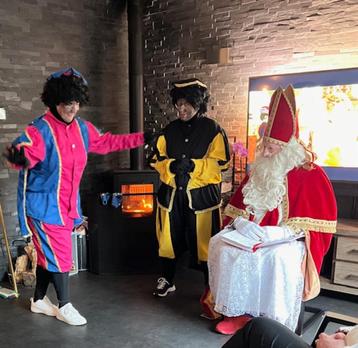 Bezoek van Sinterklaas en zijn pieten thuis of een locatie beschikbaar voor biedingen