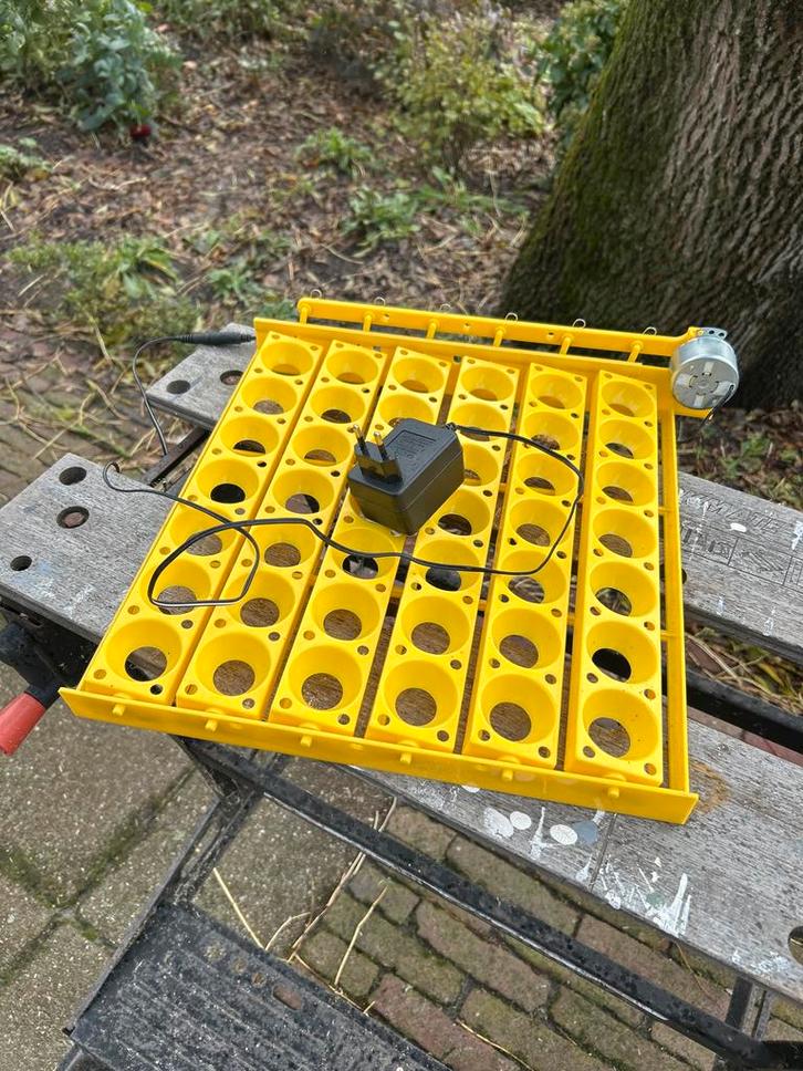 Keerrekken voor eieren, Dieren en Toebehoren, Pluimvee | Toebehoren, Zo goed als nieuw, Overige typen, Ophalen