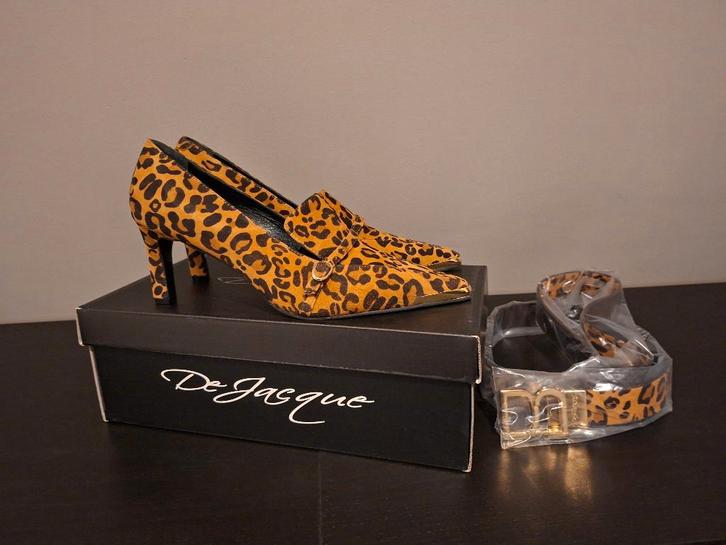 Pump Kleve mt 40 valt als 41, Kleding | Dames, Schoenen, Nieuw, Pumps, Ophalen of Verzenden