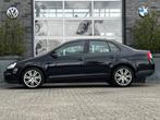Volkswagen JETTA 1.6 TRENDLINE CLIMA - CRUISE - PDC - 17 INC, Gebruikt, 4 cilinders, Zwart, Handgeschakeld