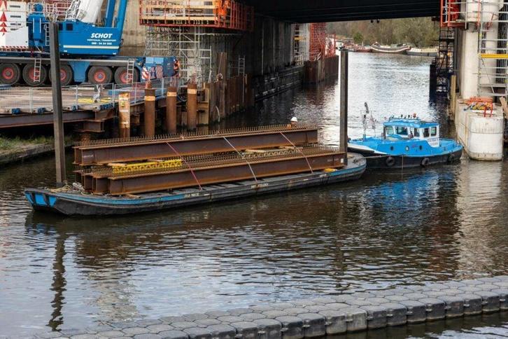 Dekschuiten te huur, Watersport en Boten, Beroepsscheepvaart, Nieuw, Overige brandstoffen, Ophalen of Verzenden