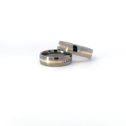 14k goud/titanium duocolor ringenset met briljant, Sieraden, Tassen en Uiterlijk, Ringen, Zo goed als nieuw, Dame, Goud, Ophalen of Verzenden
