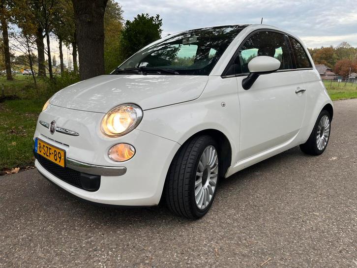 Fiat 500 0.9 Twinair 2013 Wit, Auto's, Fiat, Particulier, ABS, Airbags, Airconditioning, Centrale vergrendeling, Panoramadak, Radio