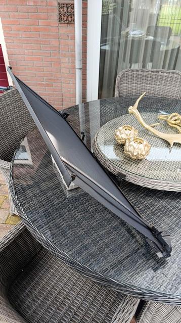 Rollo BMW E38 Achterruit - Zonwering beschikbaar voor biedingen