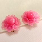 Vintage retro oorbellen clips roze bloemen 50's jaren '80, Knopjes of Stekers, Overige materialen, Roze, Zo goed als nieuw