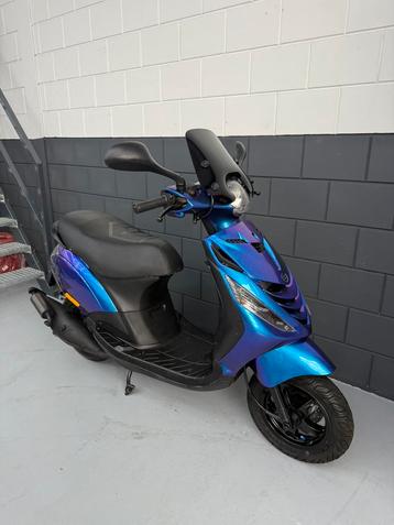Piaggio Zip Sp 50cc 2Takt 2005 Bromscooter ( 1e eigenaar ) beschikbaar voor biedingen