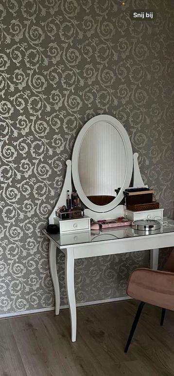 Make-up tafel incl, 3x paar mooie ladeknoppen ( Marmer ).